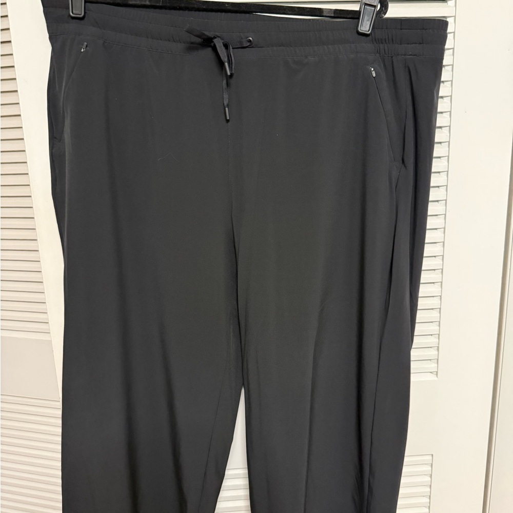 Women's Black Drawstring Activewear Pants